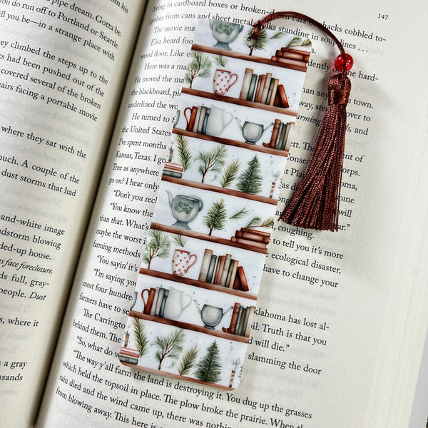 Winter Bookshelf Bookmark